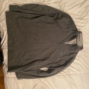Vineyard Vines quarter zip gray